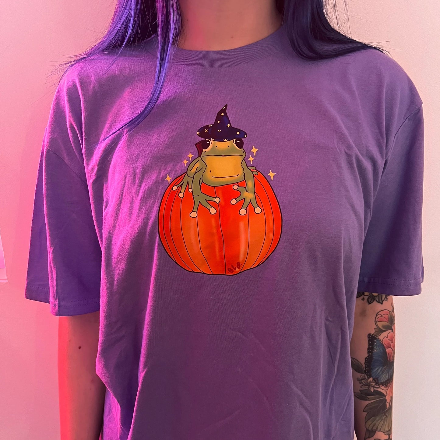 pumpkin frog t-shirt