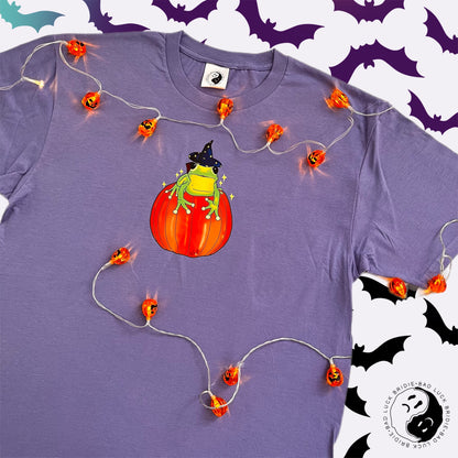 pumpkin frog t-shirt